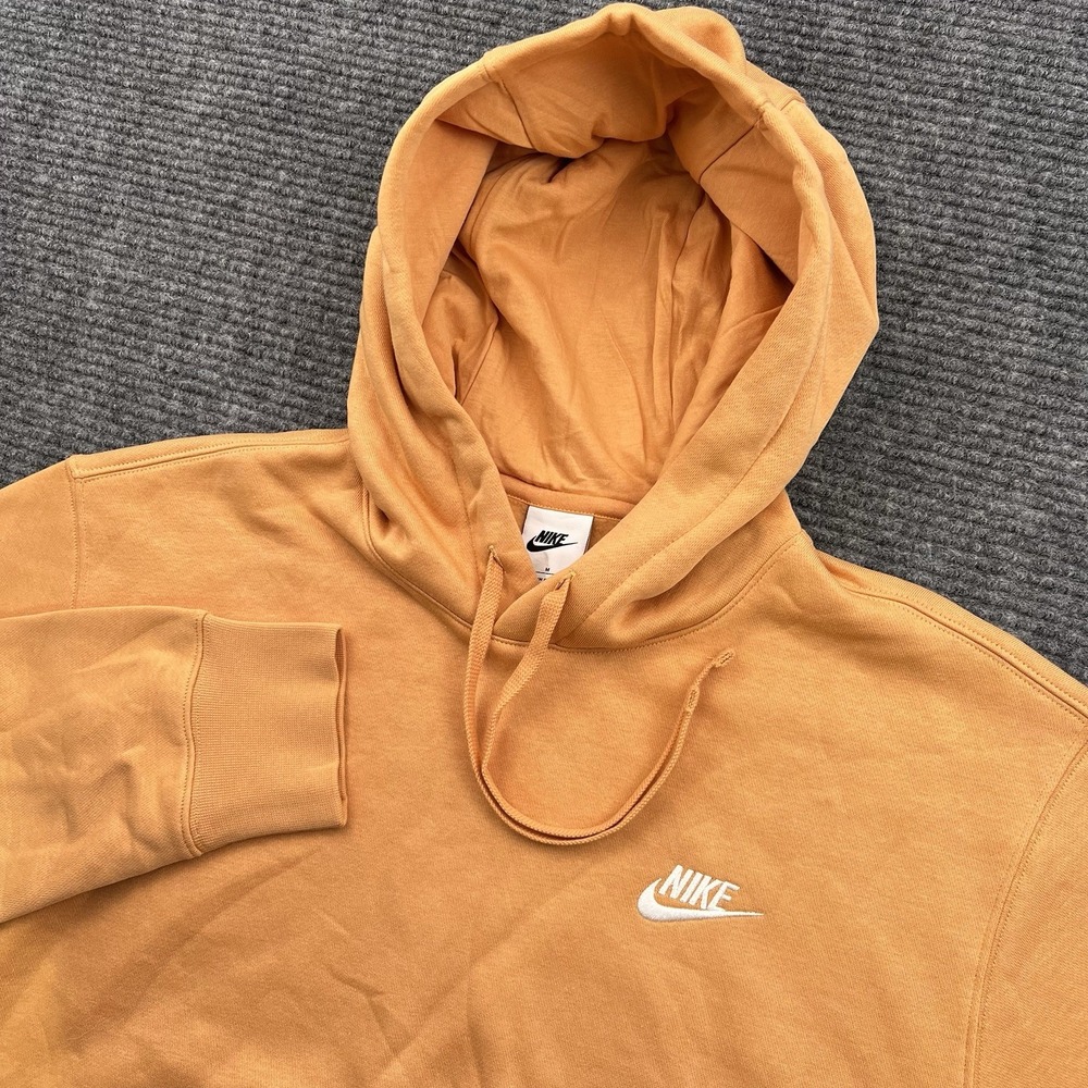 Nike Sportswear Club Fleece Pullover Hoodie BV2654-856 Men's Medium Light Orange